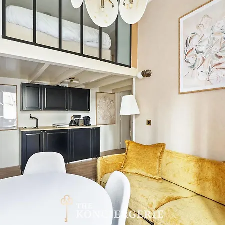 Pied A Terre Elegant En Plein Centre De * Paris