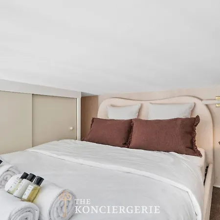 Pied A Terre Elegant En Plein Centre De Paris